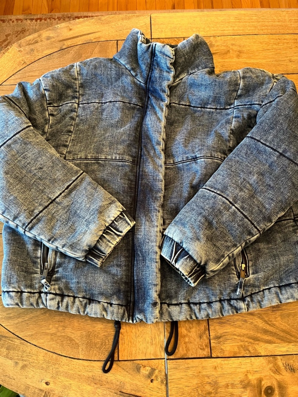 American Eagle Outfitters Acid Wash Denim Puffer Jacket size Large